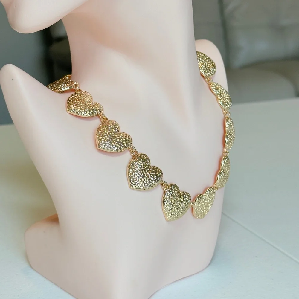 Luxury Gold Heart Link Necklace